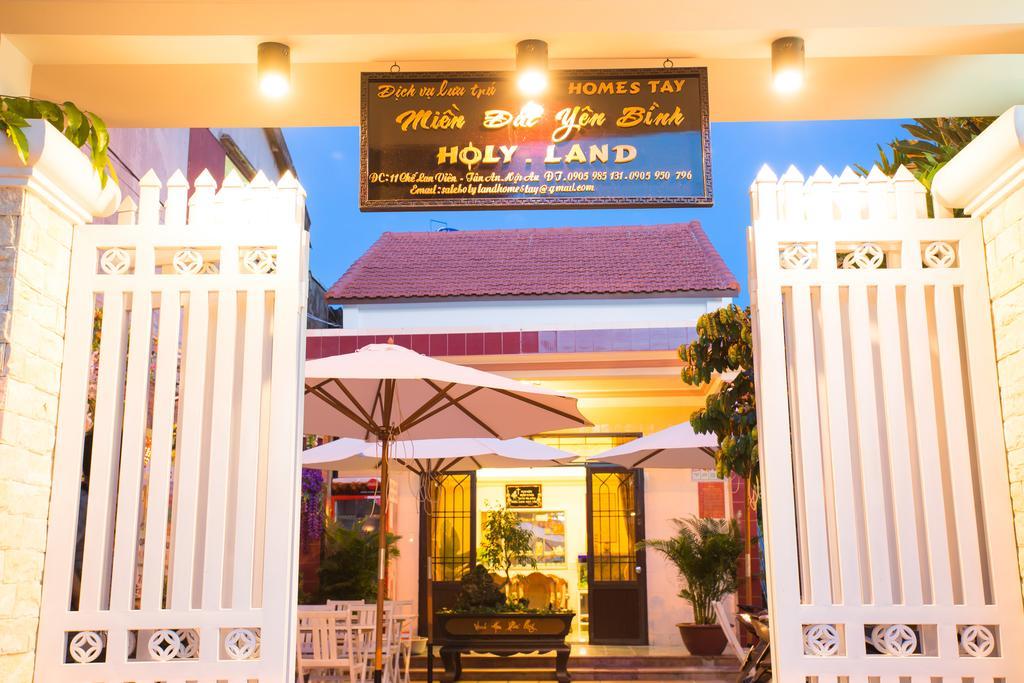 Holy Land Homestay ホイアン エクステリア 写真