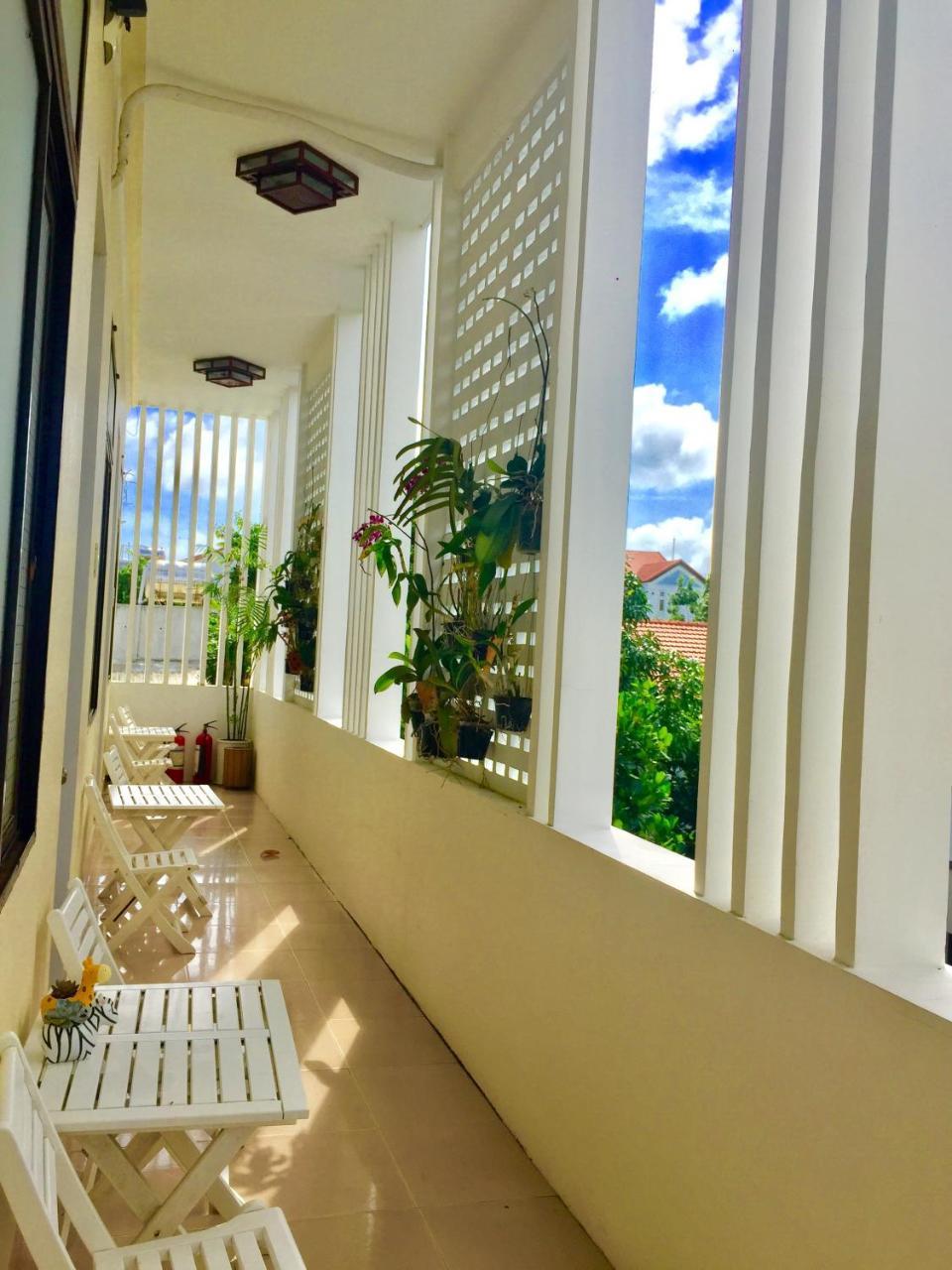 Holy Land Homestay ホイアン エクステリア 写真