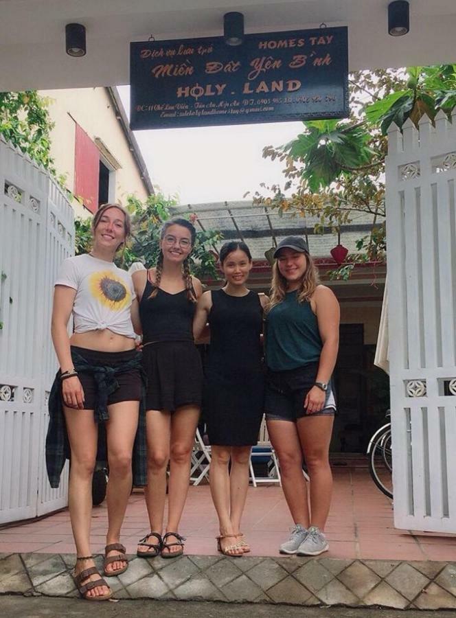Holy Land Homestay ホイアン エクステリア 写真